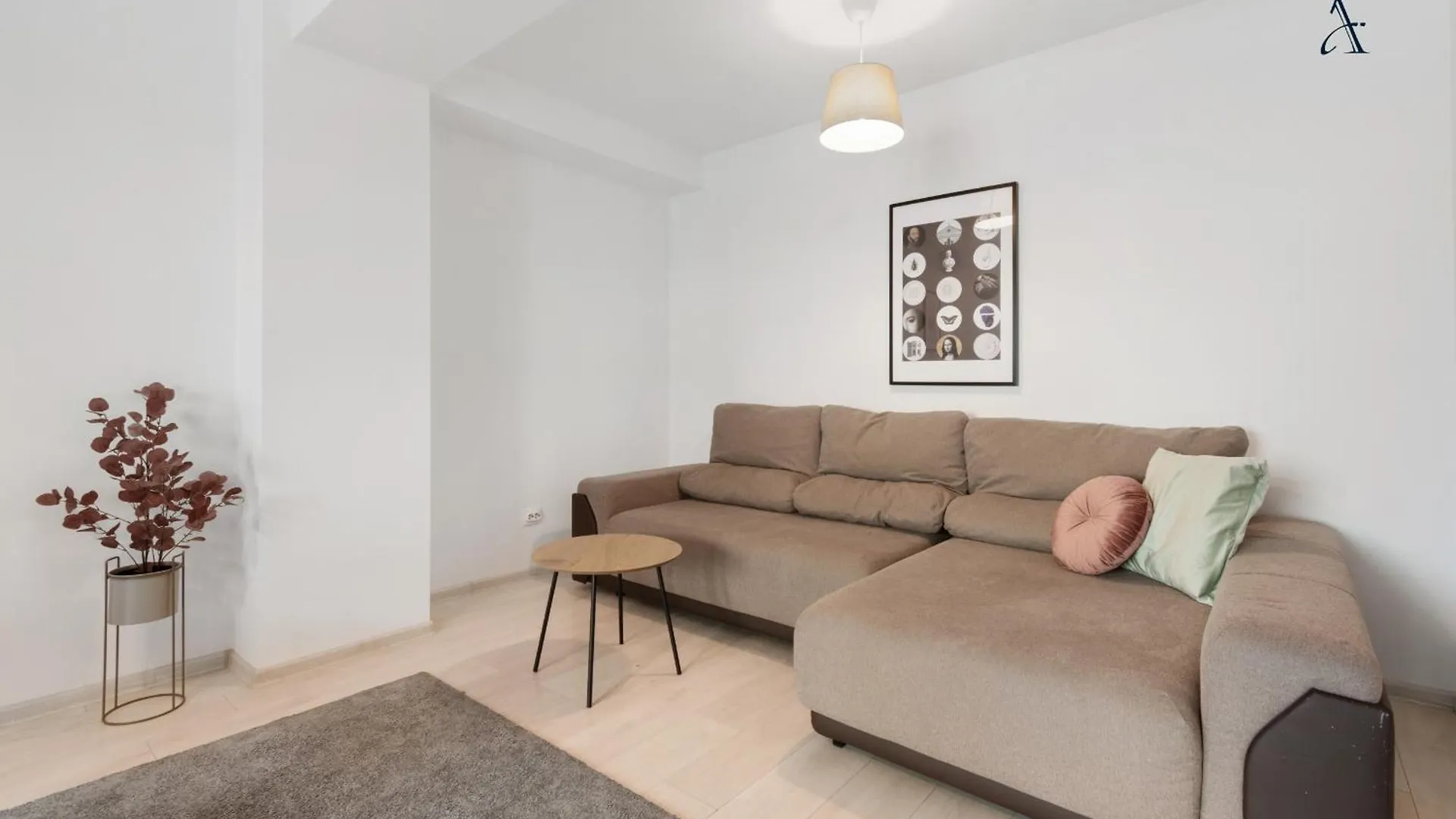 Maia Apartment With One Bedroom & Fully Kitchen Bucharest